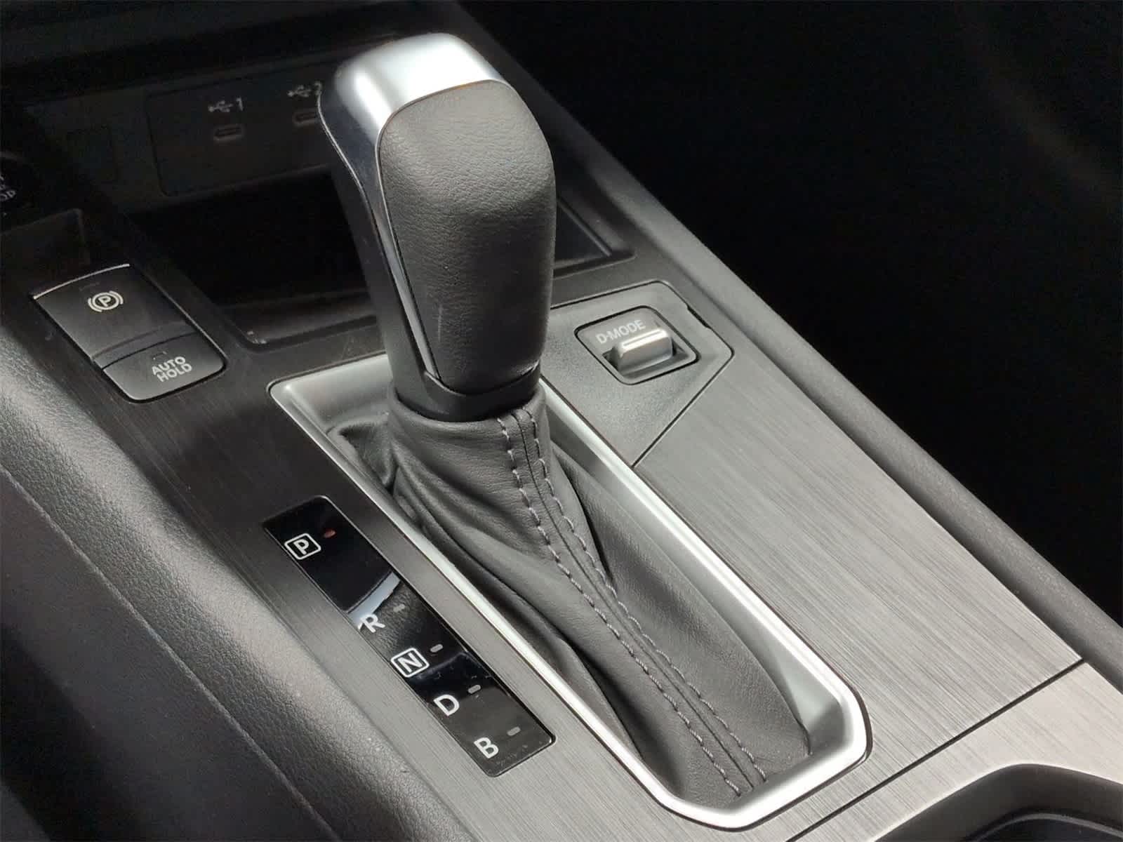 Thumbnail: 2026 Nissan Kicks - 32