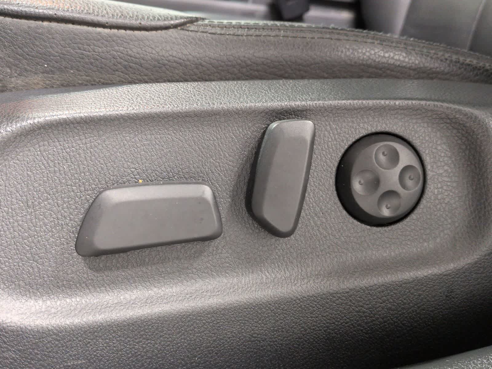 Thumbnail: 2008 Volkswagen Passat - 17