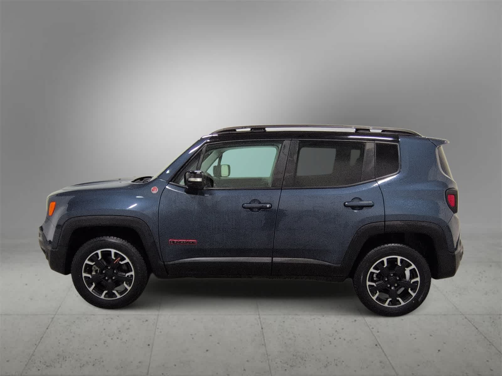Thumbnail: 2023 Jeep Renegade - 5