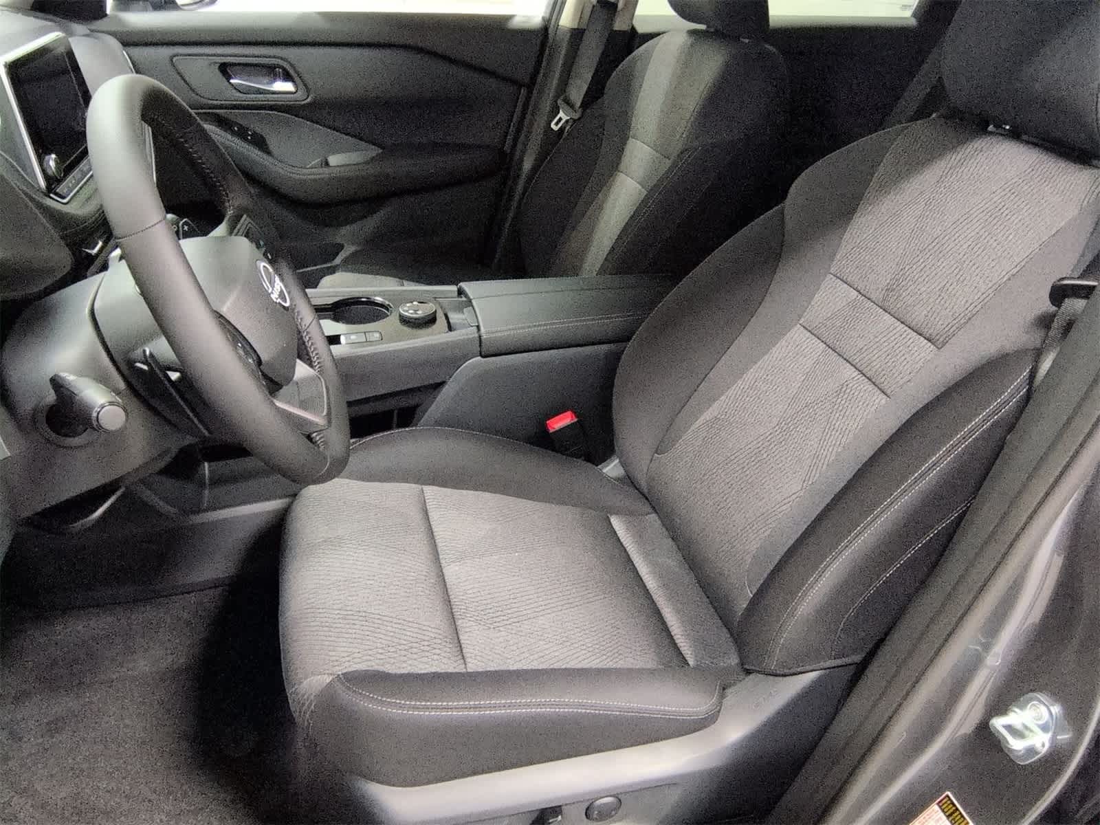 Thumbnail: 2026 Nissan Rogue - 17