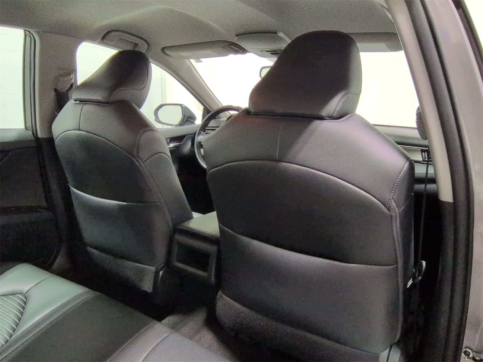 Thumbnail: 2019 Toyota Camry - 19