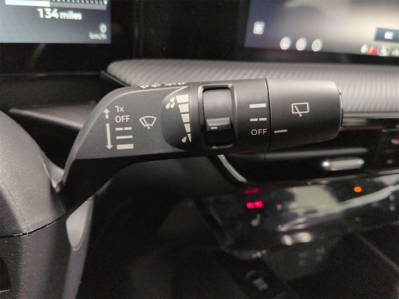 Thumbnail: 2026 Nissan Kicks - 28