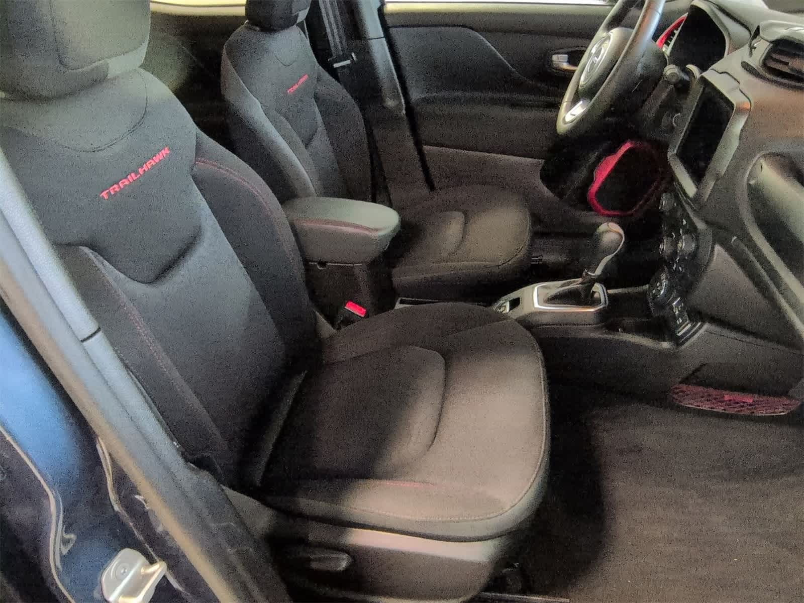 Thumbnail: 2023 Jeep Renegade - 22