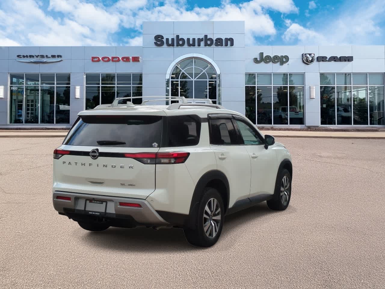 Thumbnail: 2024 Nissan Pathfinder - 8