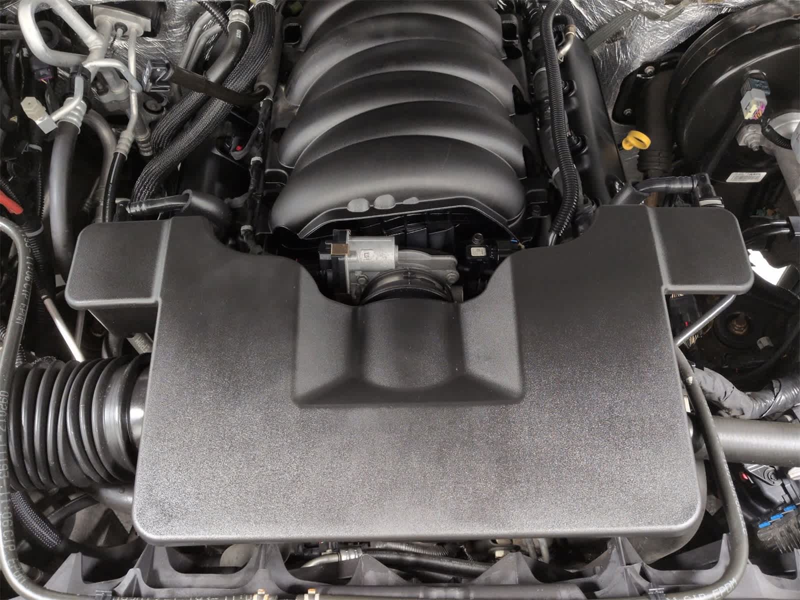 Thumbnail: 2018 Chevrolet Suburban - 15