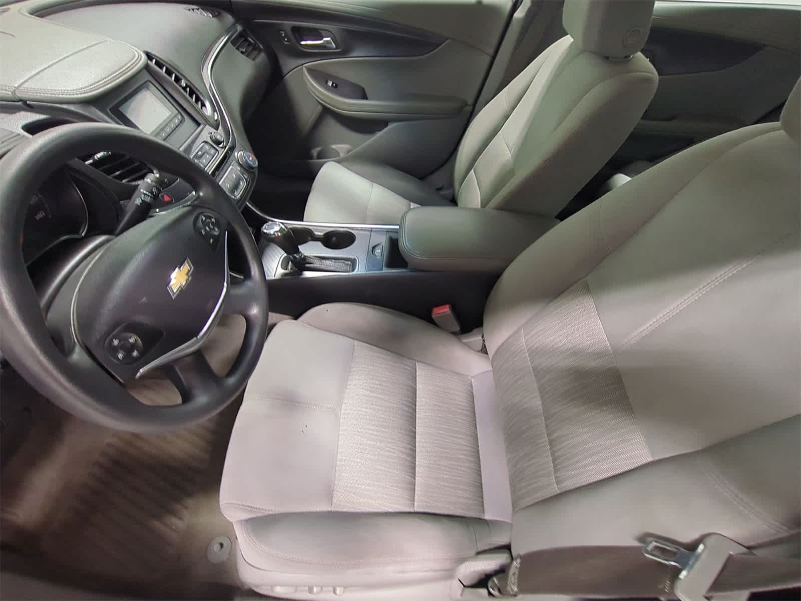 Thumbnail: 2014 Chevrolet Impala - 16