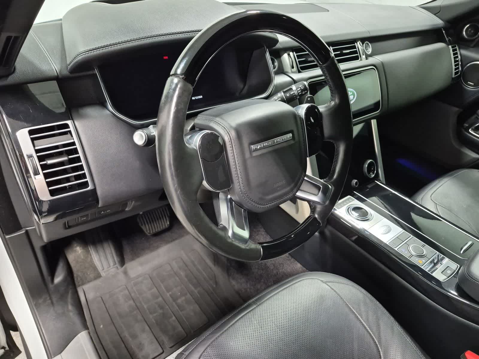 Thumbnail: 2018 Land Rover Range Rover - 10