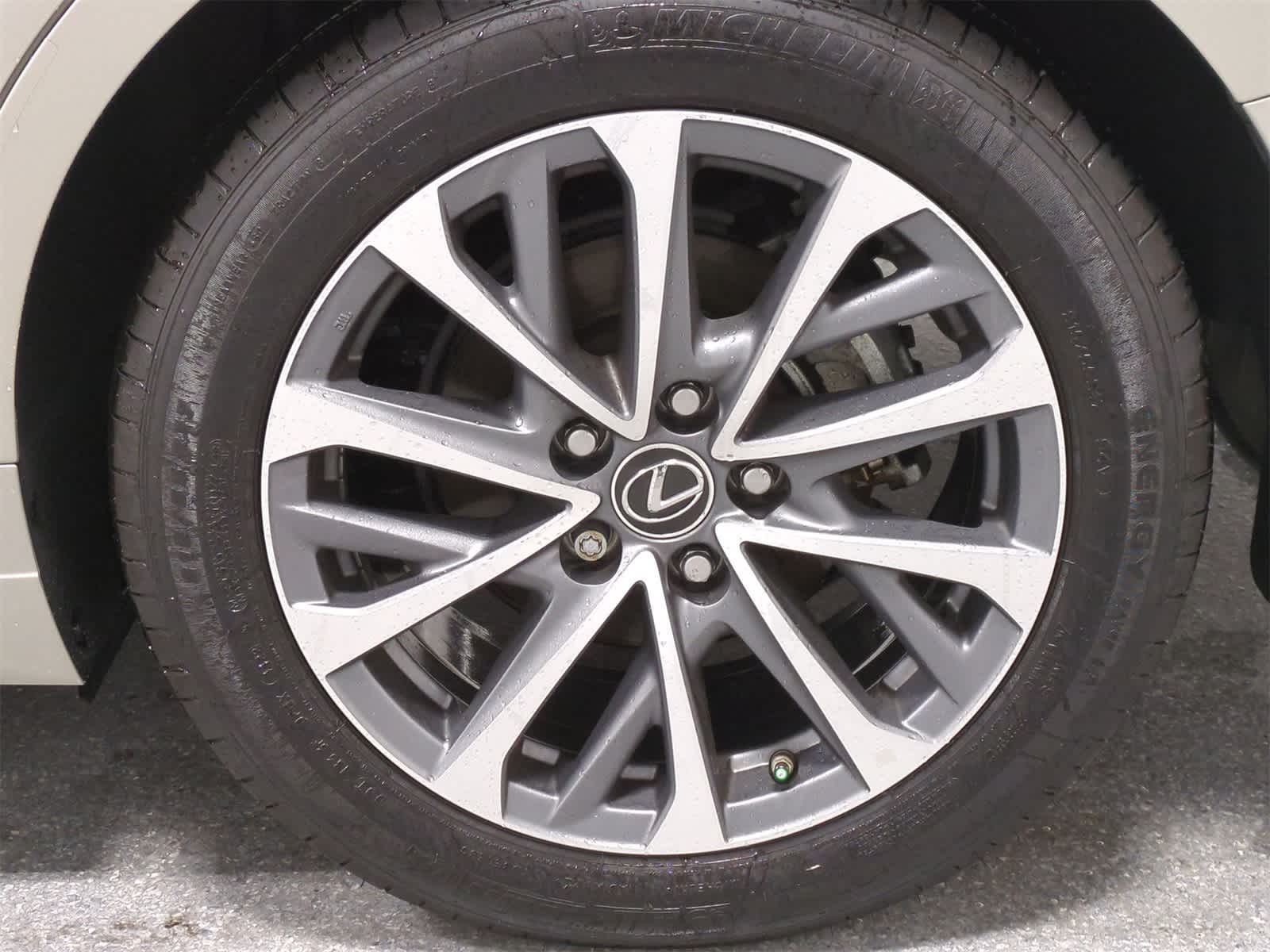 Thumbnail: 2023 Lexus ES - 14