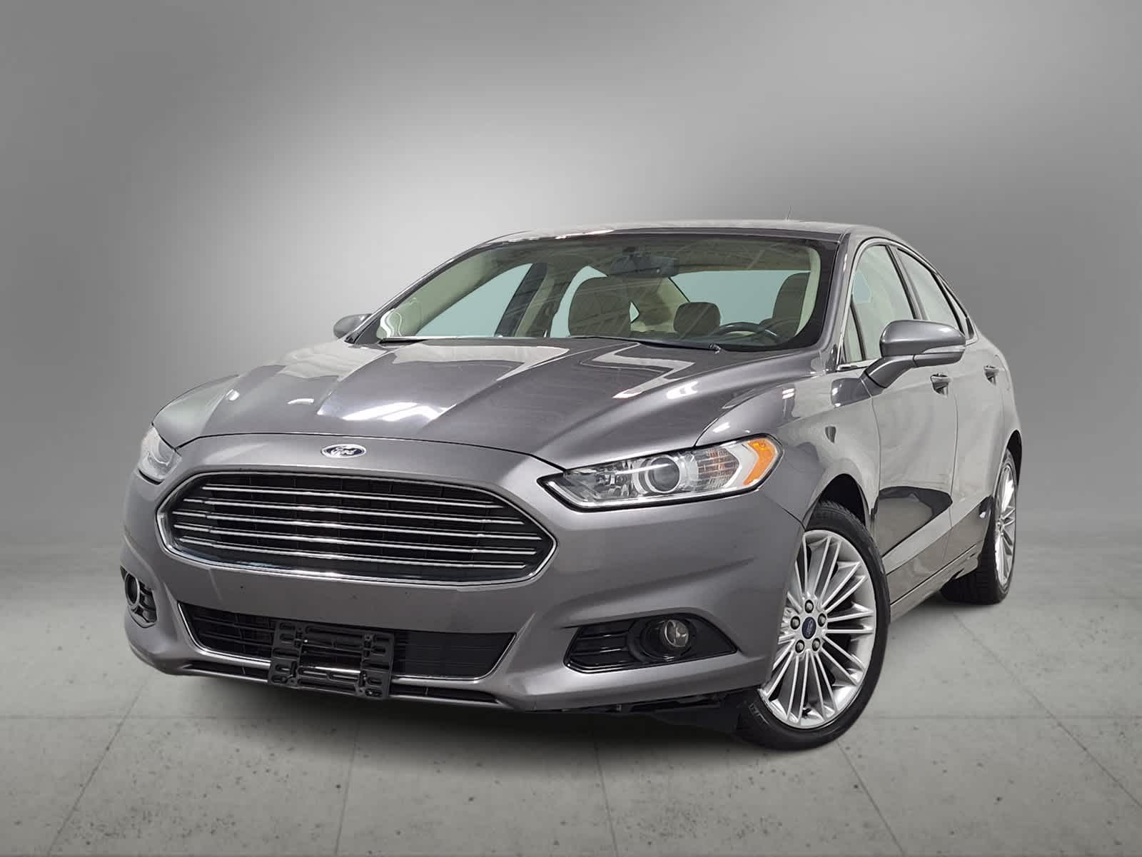 Used 2014 Ford Fusion SE with VIN 3FA6P0H97ER353387 for sale in Farmington, MI