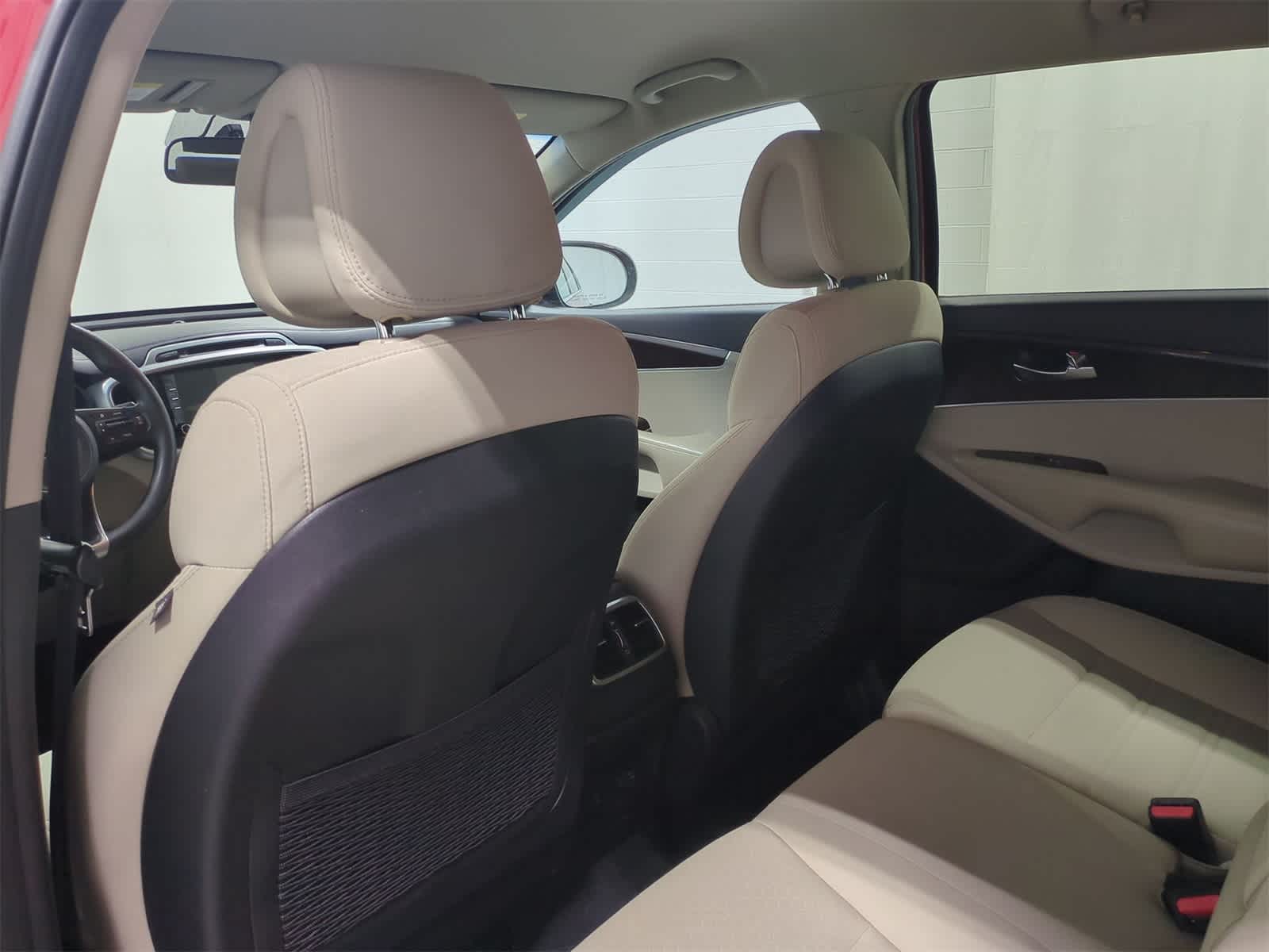 Thumbnail: 2017 Kia Sorento - 19