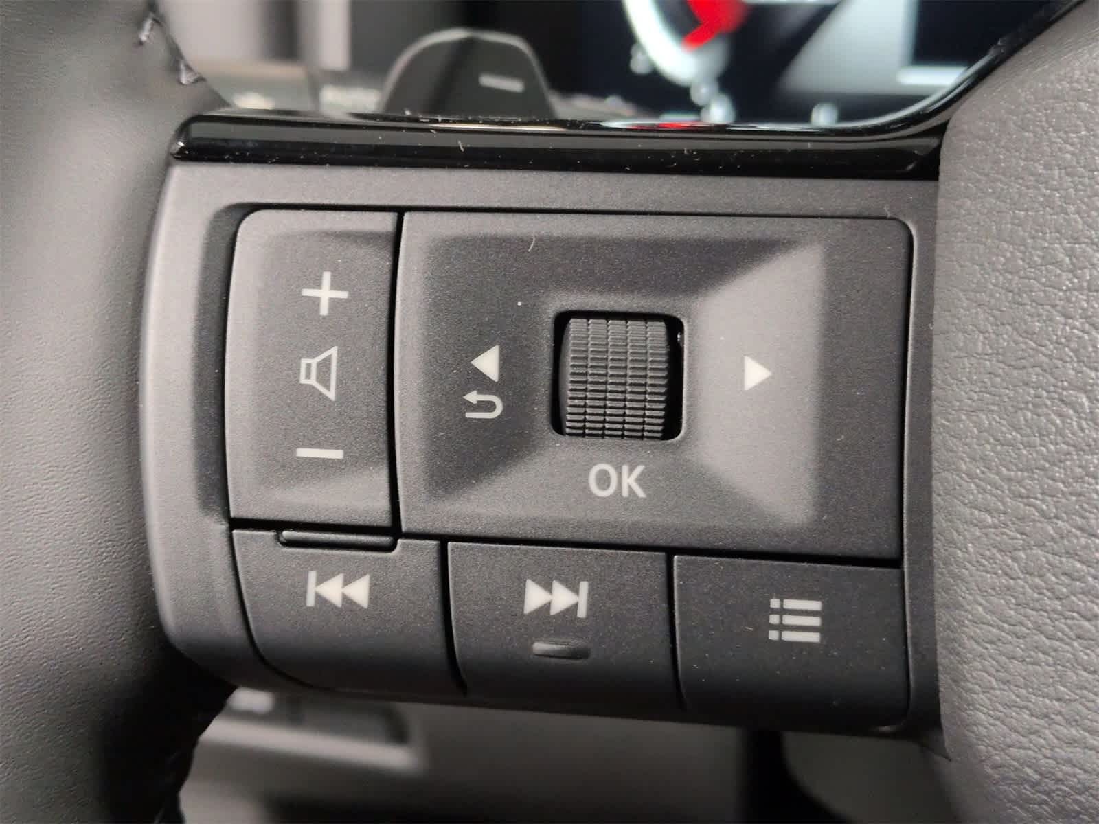 Thumbnail: 2026 Nissan Rogue - 27