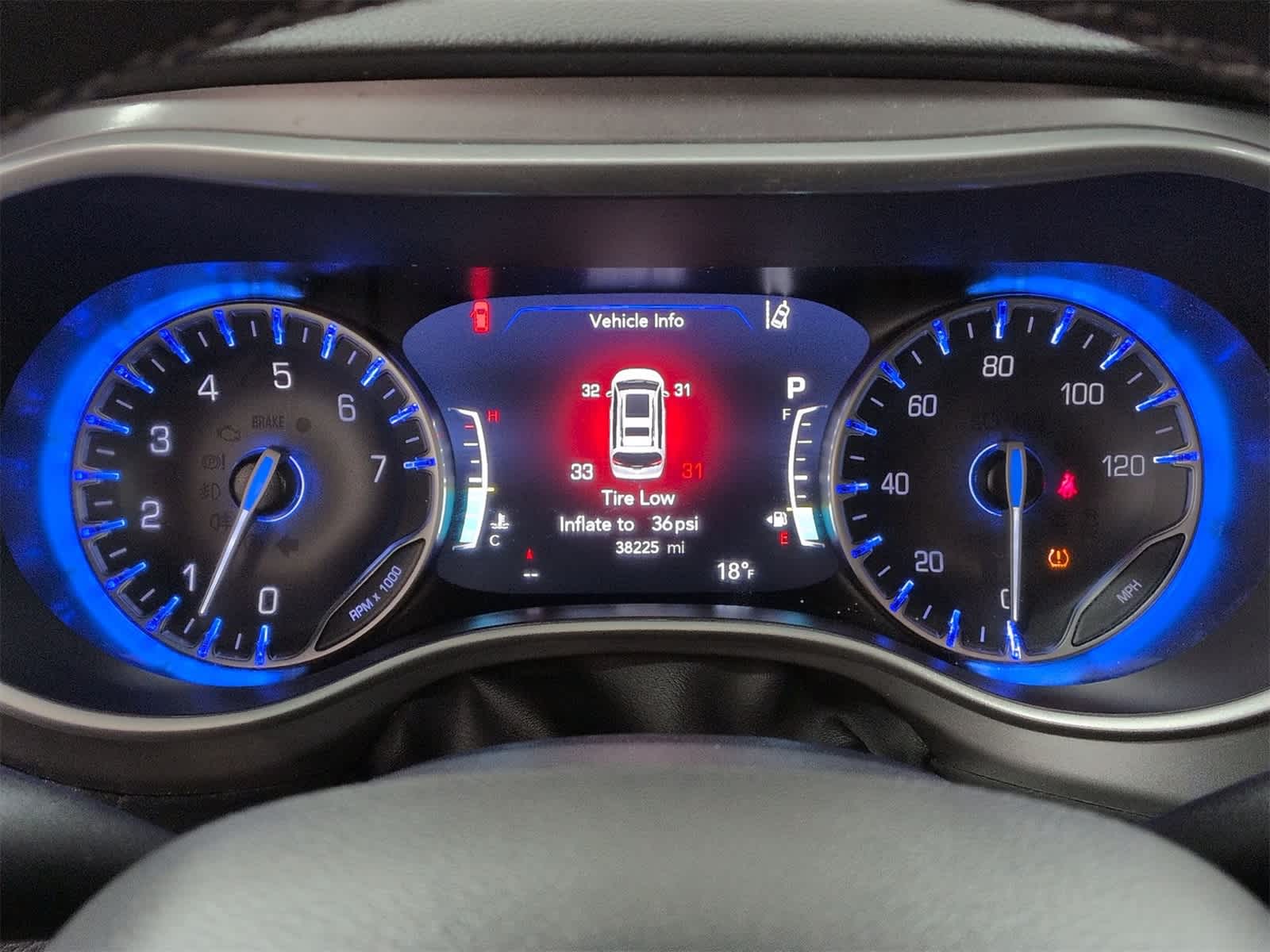 Thumbnail: 2025 Chrysler Pacifica - 32