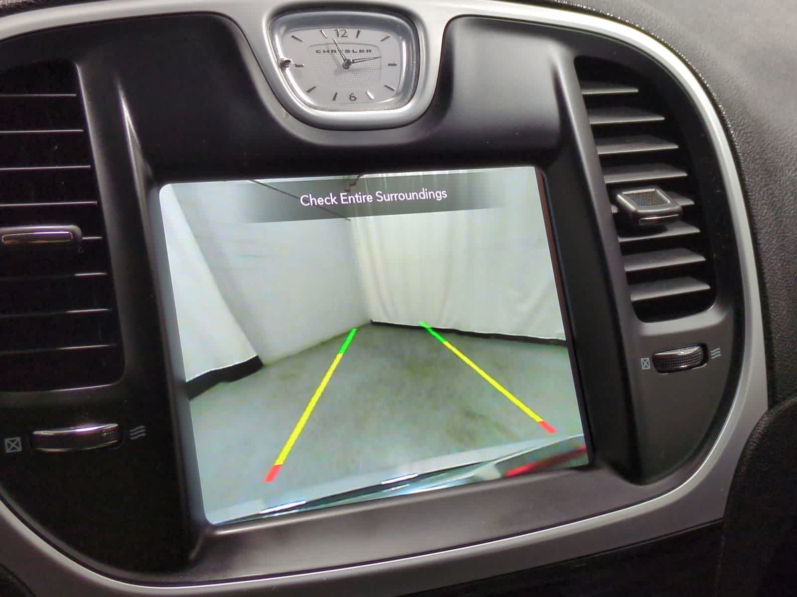 Thumbnail: 2022 Chrysler 300 - 27