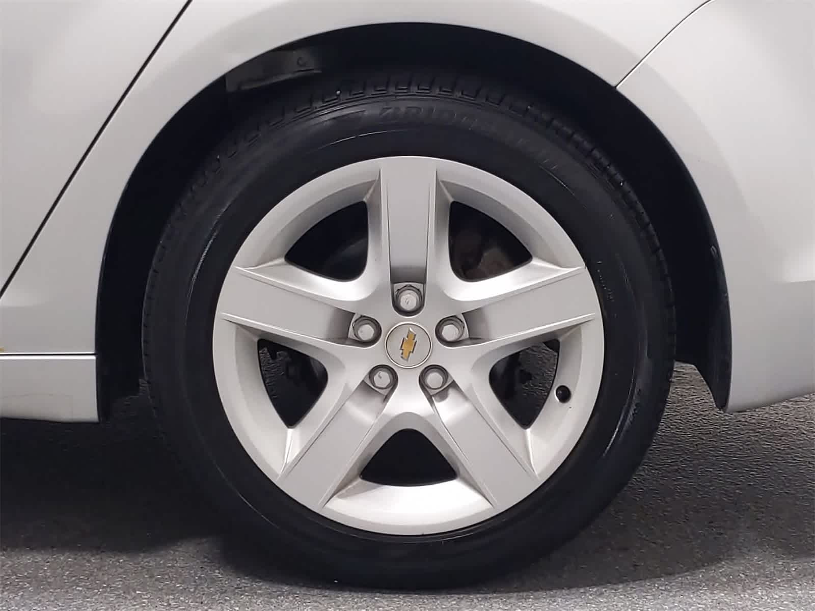 Thumbnail: 2011 Chevrolet Malibu - 13