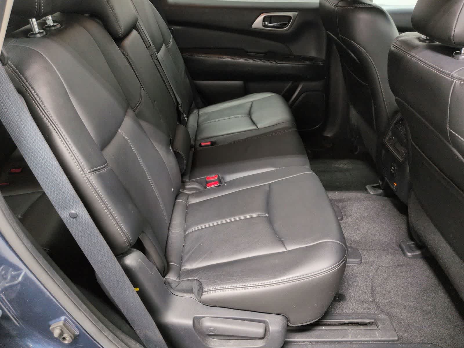 Thumbnail: 2014 Nissan Pathfinder - 22