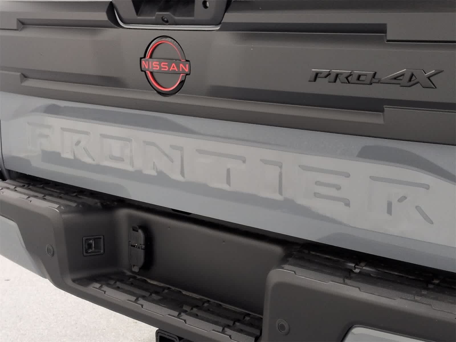 Thumbnail: 2026 Nissan Frontier - 12