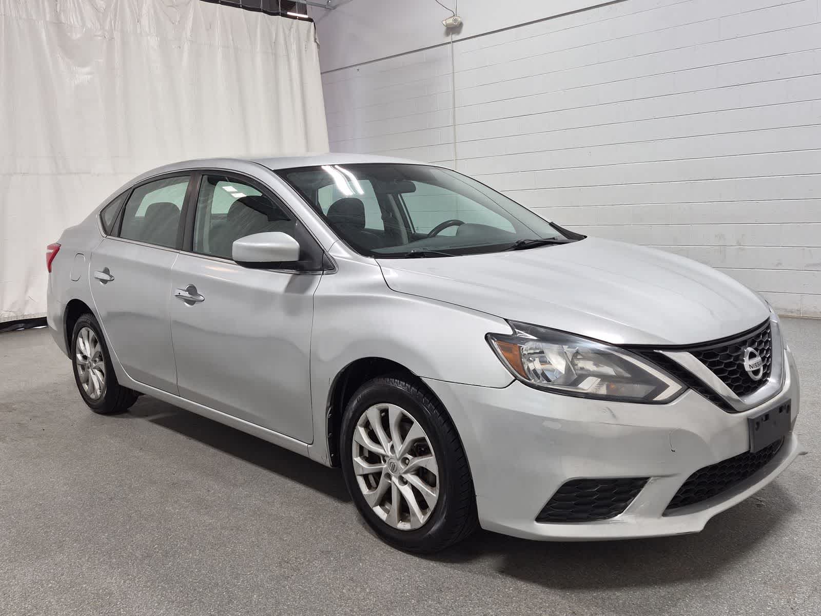 Thumbnail: 2018 Nissan Sentra - 16