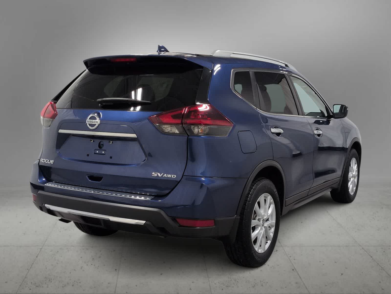 Thumbnail: 2018 Nissan Rogue - 7