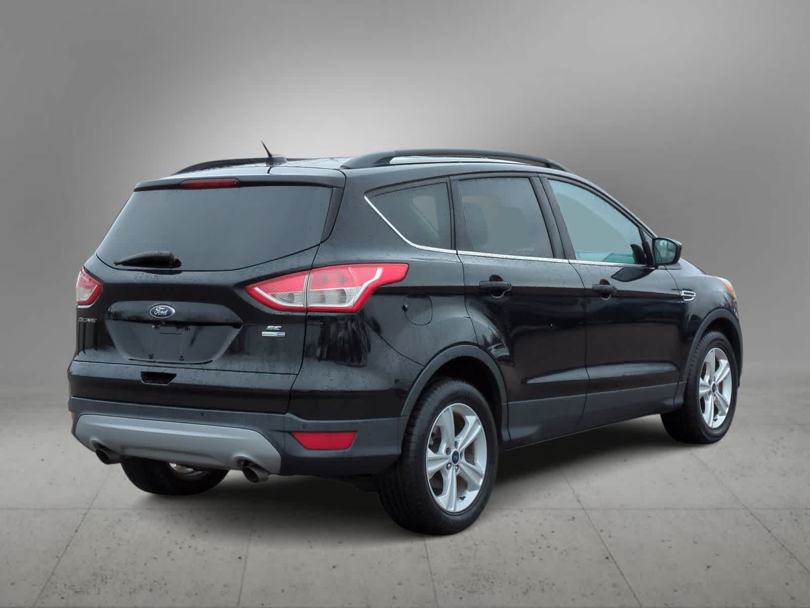 Thumbnail: 2016 Ford Escape - 8