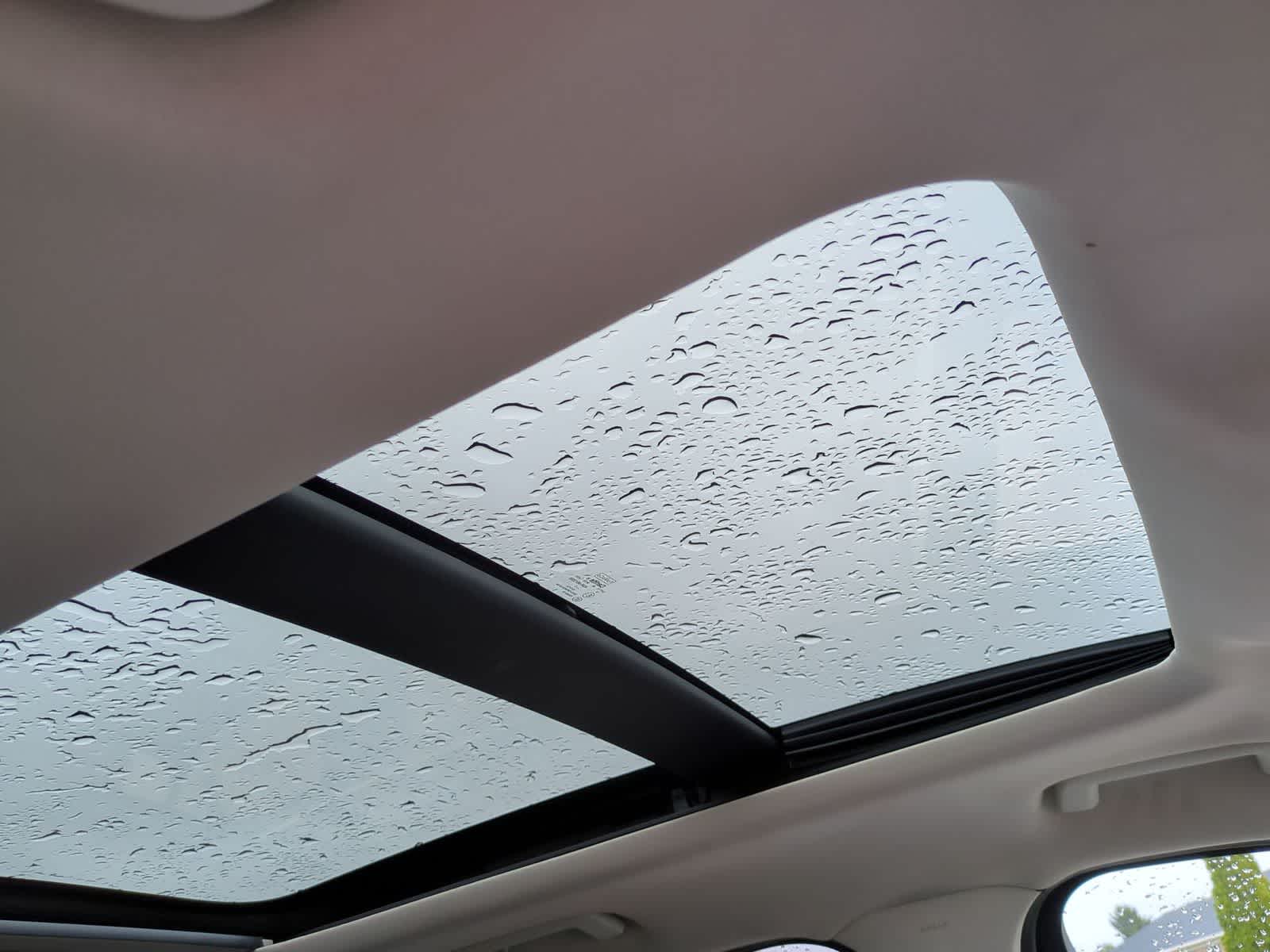 Thumbnail: 2016 Ford Escape - 21