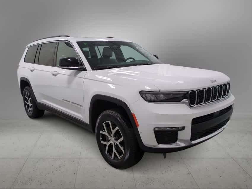Used 2024 Jeep Grand Cherokee L Limited with VIN 1C4RJKBGXR8549701 for sale in Farmington, MI