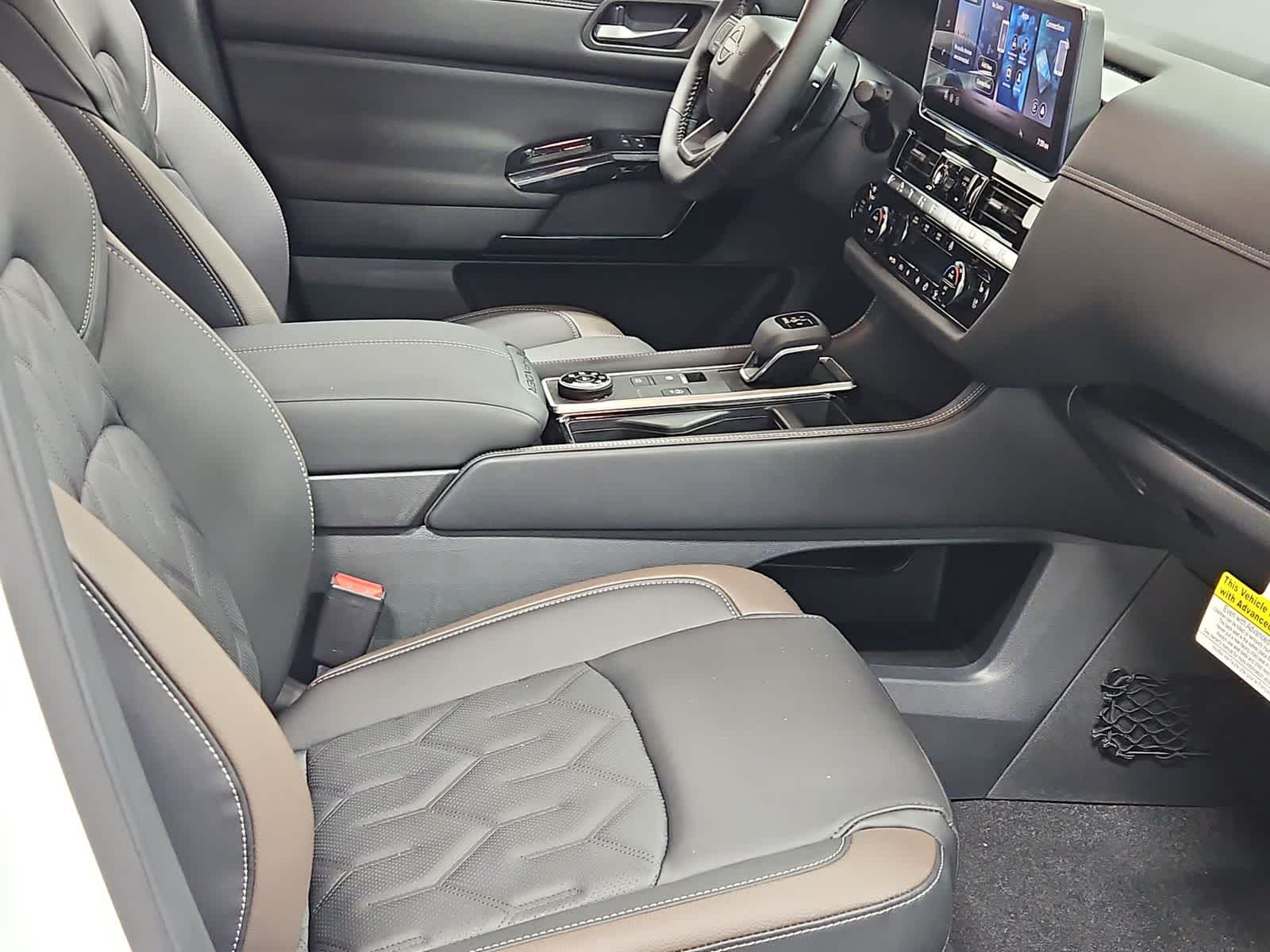 Thumbnail: 2026 Nissan Pathfinder - 21