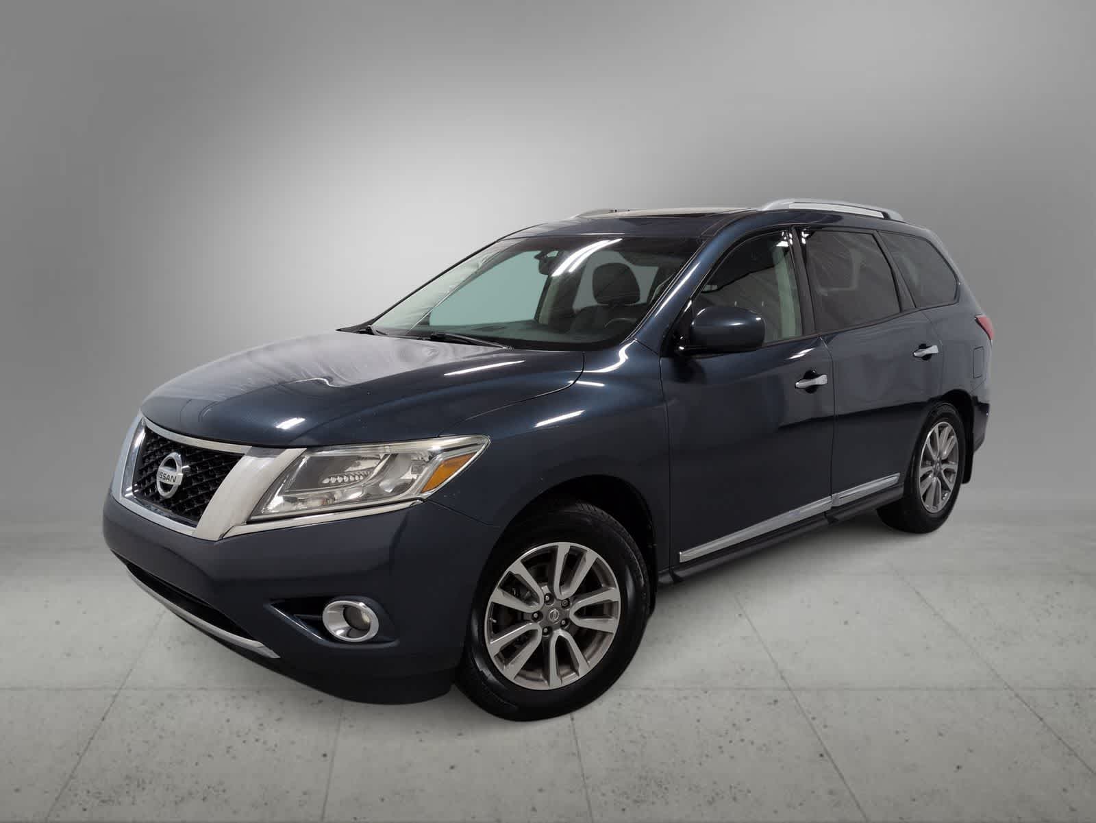2014 Nissan Pathfinder SL -
                  Farmington Hills, MI