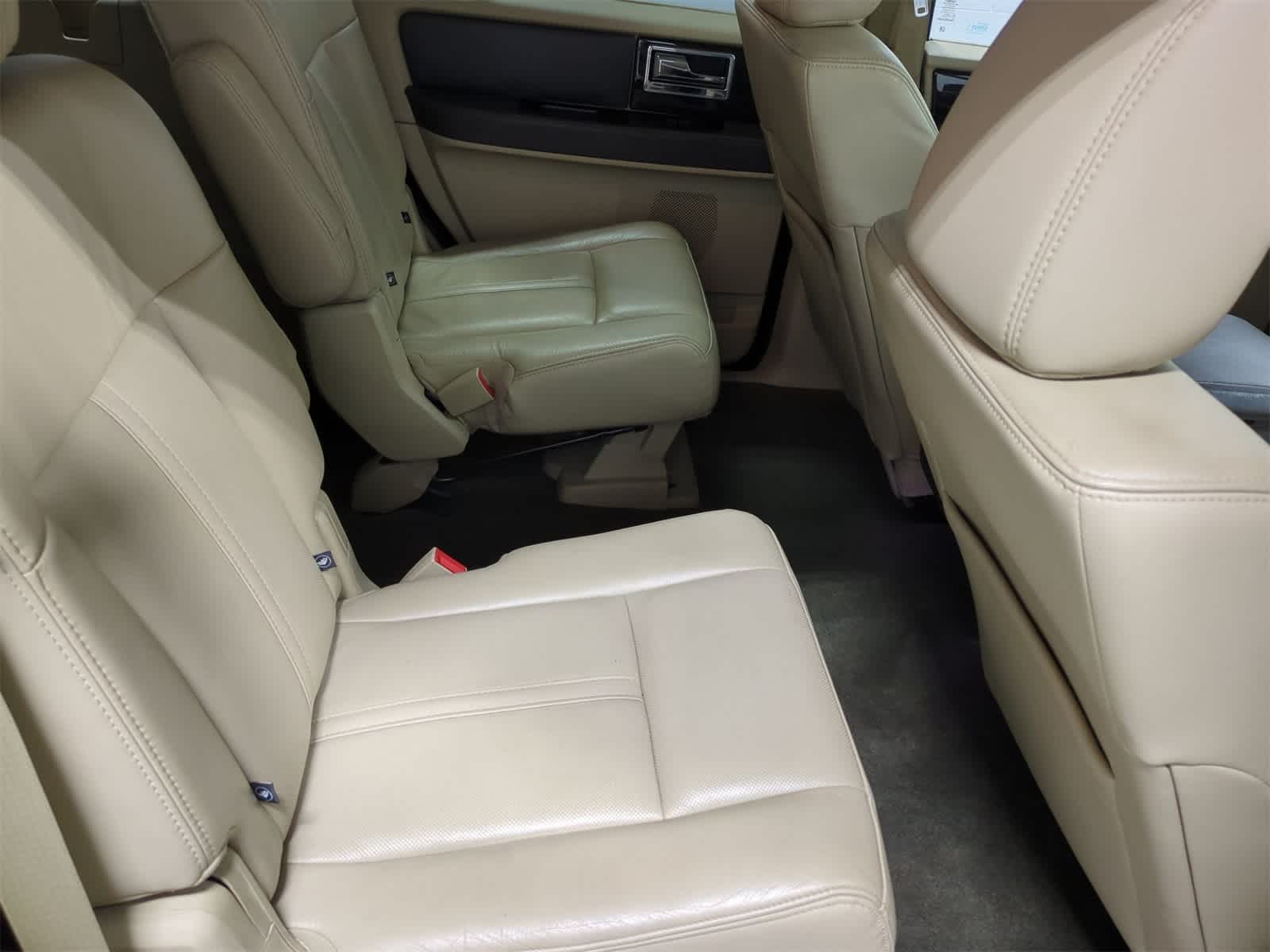 Thumbnail: 2017 Lincoln Navigator - 22