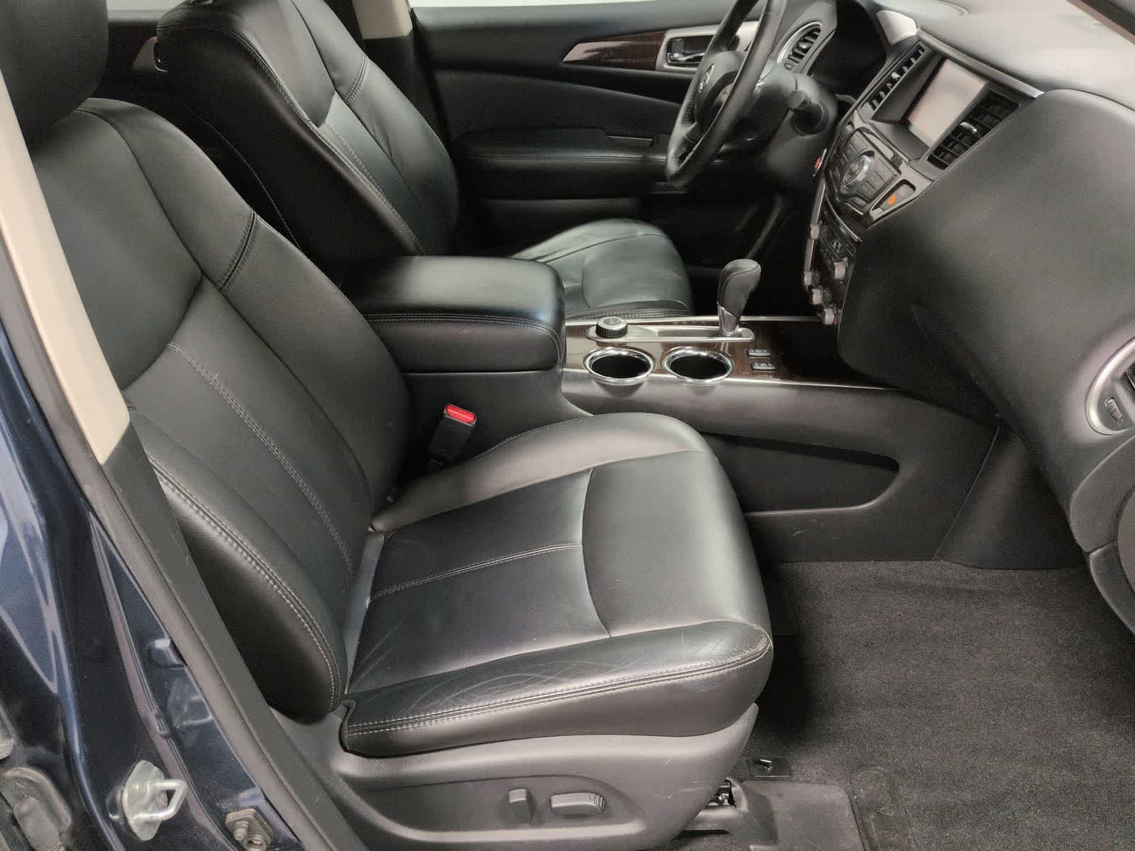 Thumbnail: 2014 Nissan Pathfinder - 23