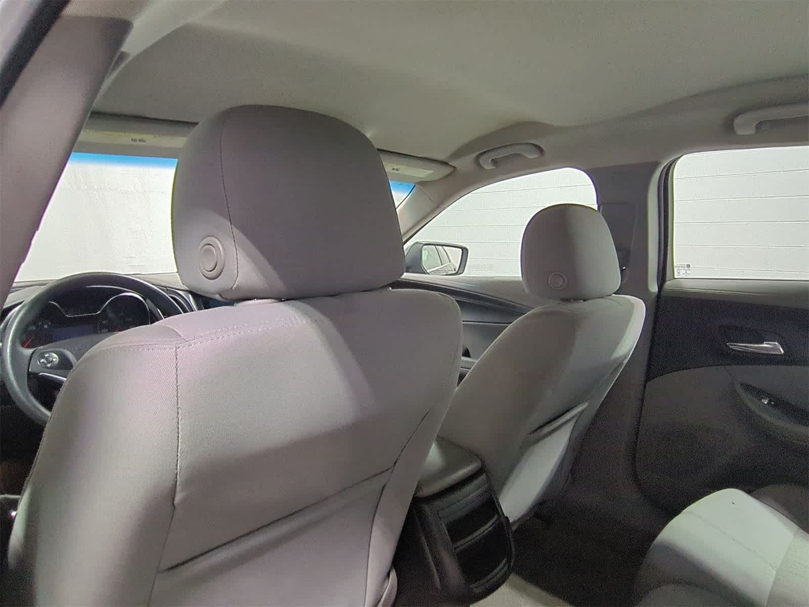 Thumbnail: 2014 Chevrolet Impala - 18