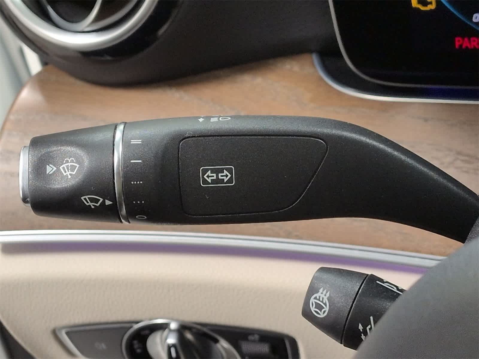 Thumbnail: 2021 Mercedes-Benz E-Class - 28