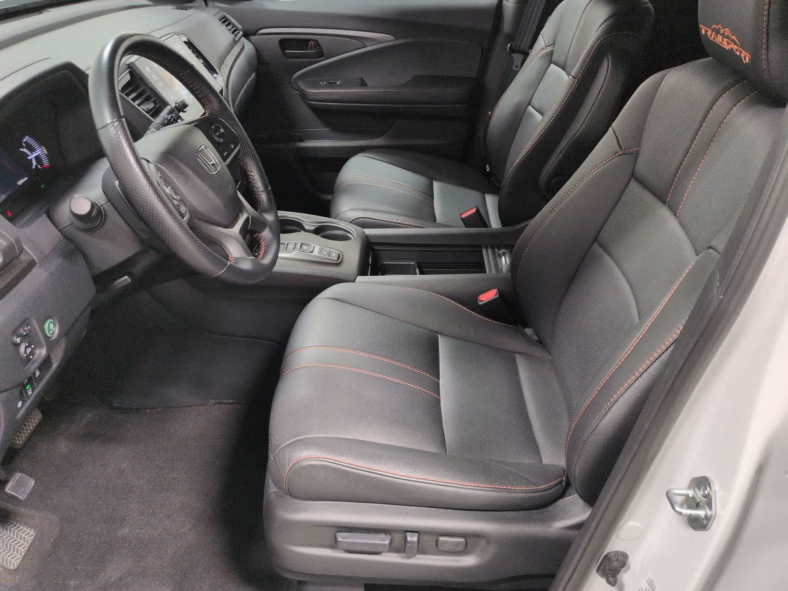 Thumbnail: 2023 Honda Passport - 17