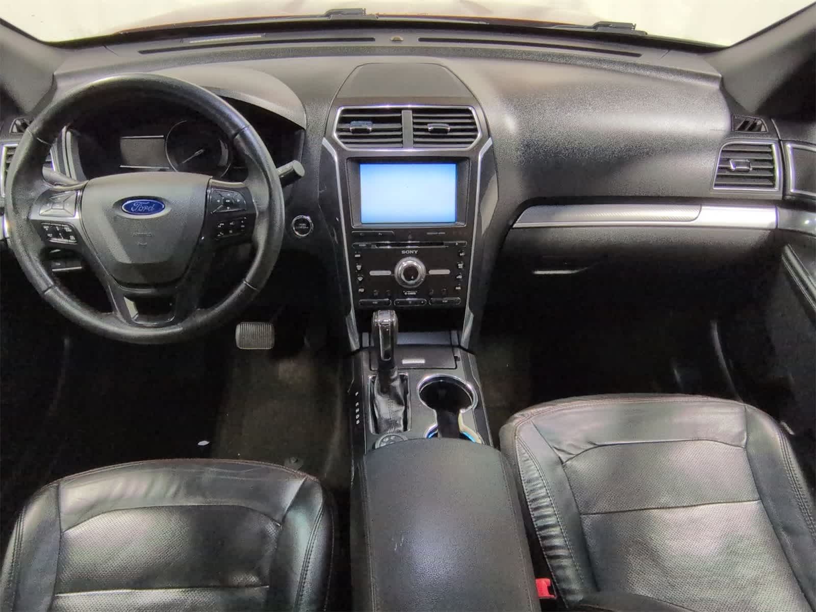 Thumbnail: 2016 Ford Explorer - 16