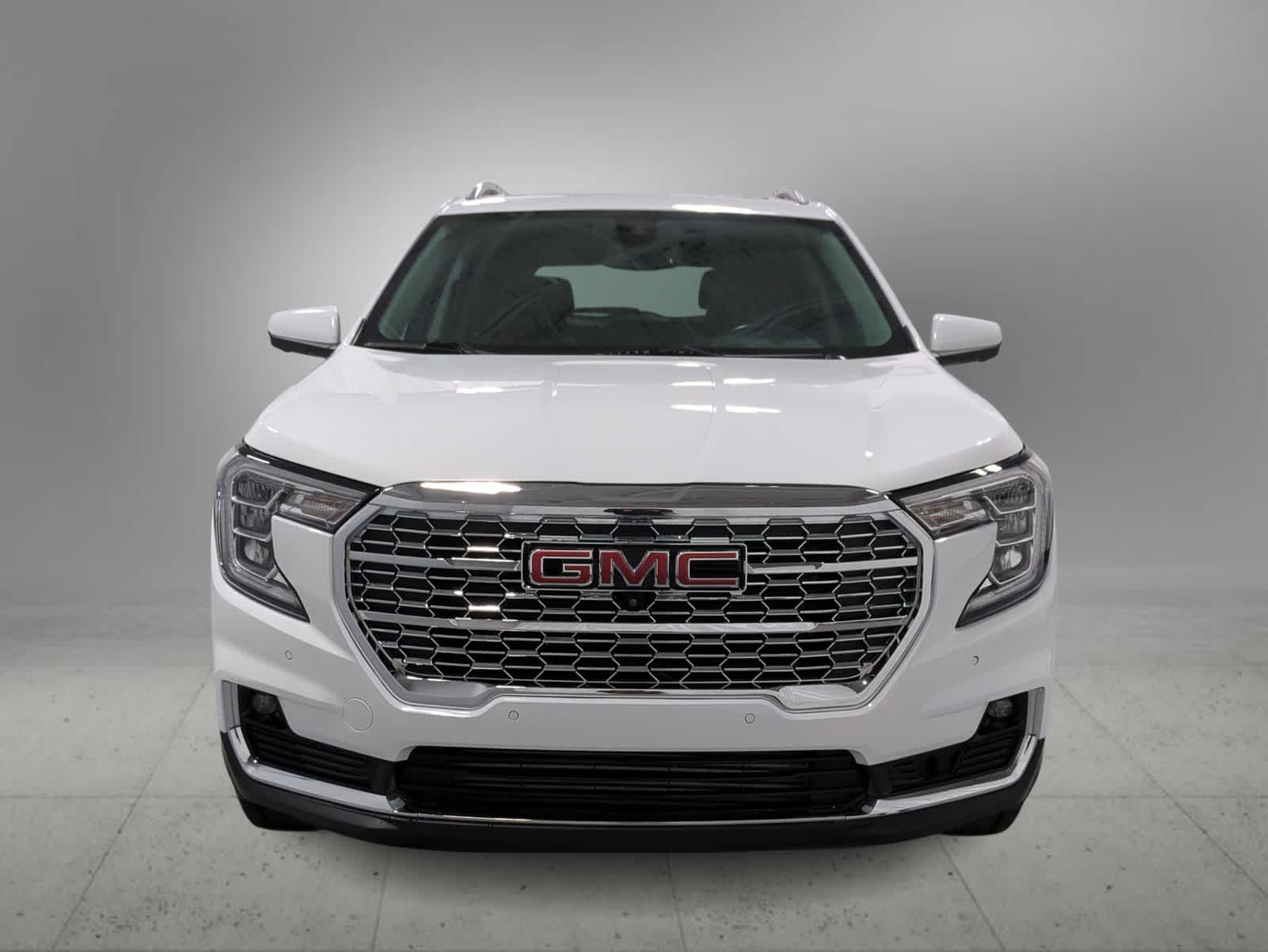 Thumbnail: 2022 GMC Terrain - 3