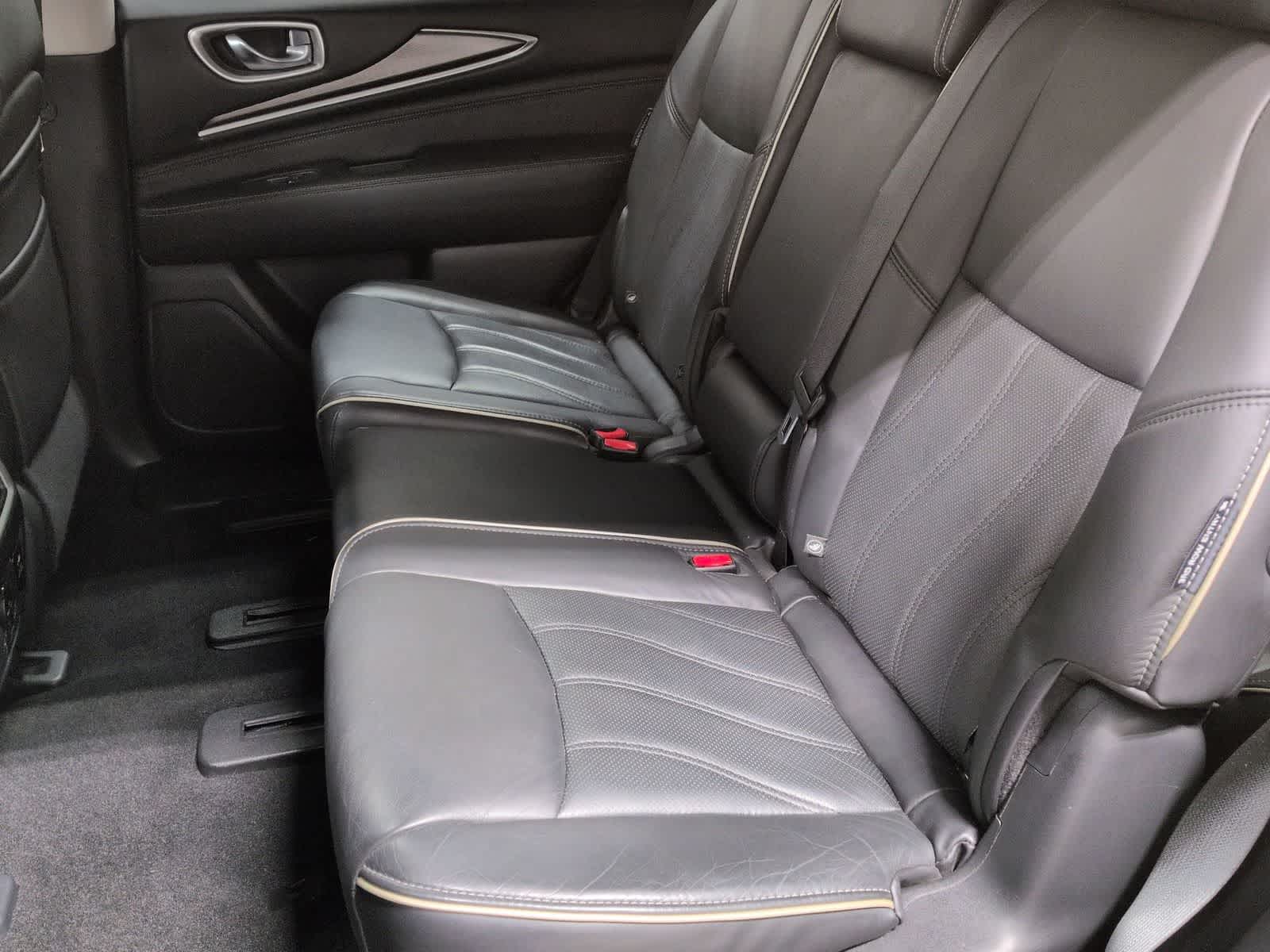 Thumbnail: 2018 INFINITI QX60 - 21