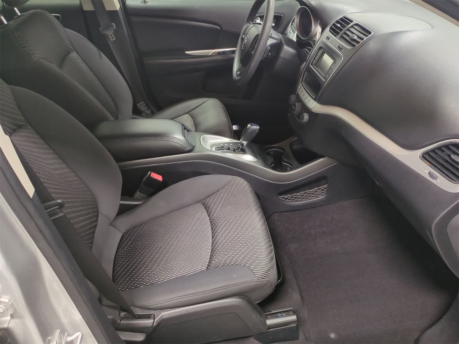 Thumbnail: 2013 Dodge Journey - 21