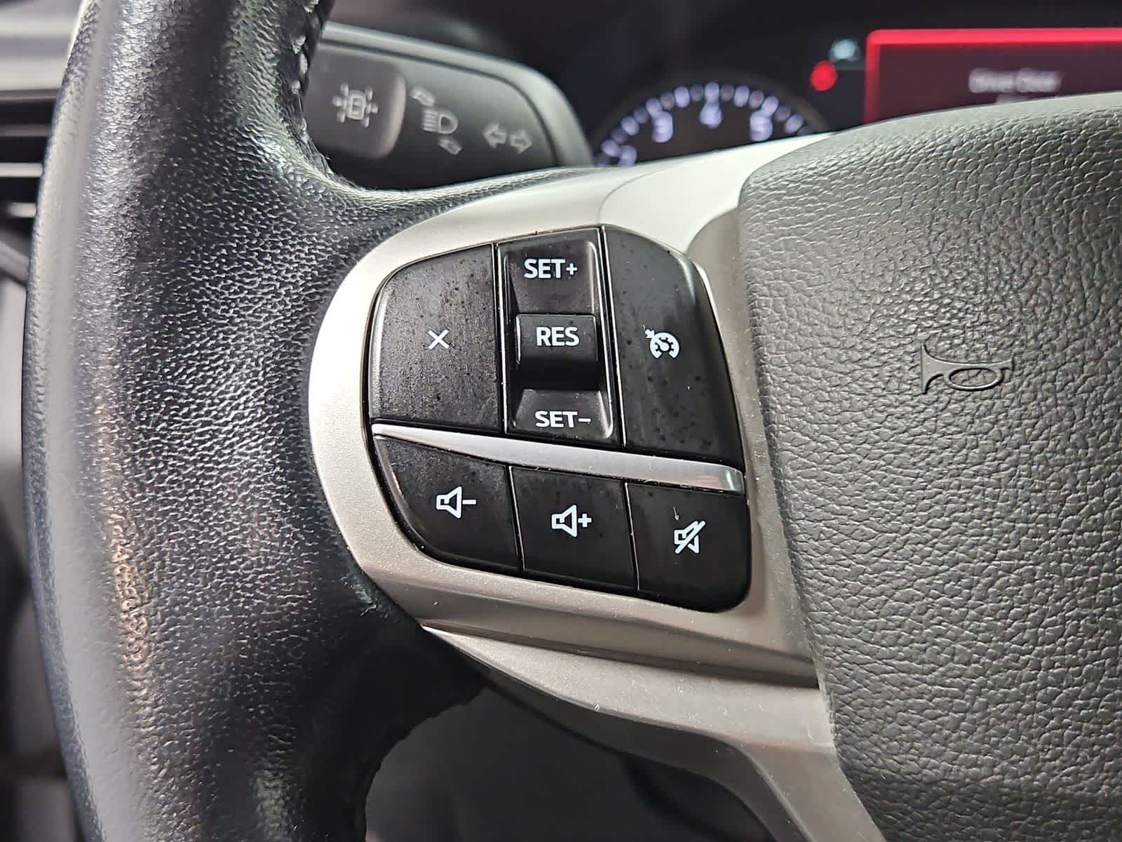 Thumbnail: 2022 Ford Explorer - 22