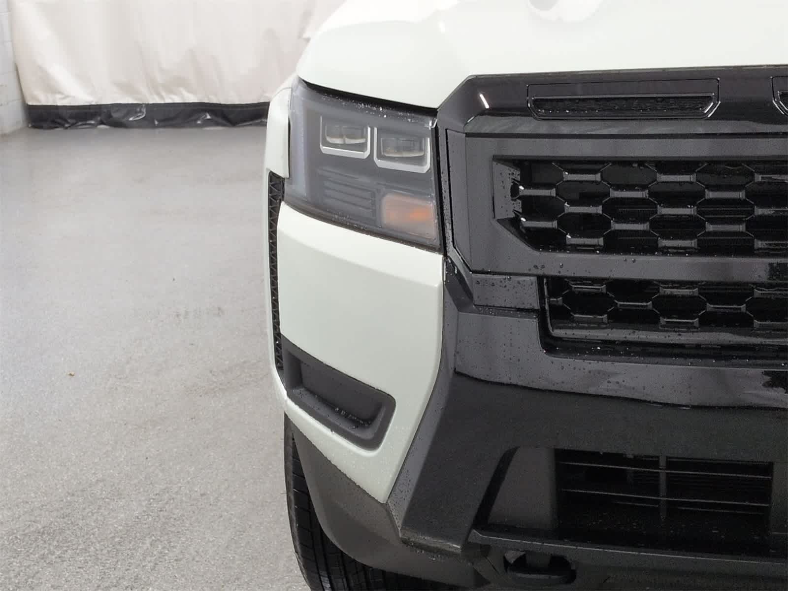 Thumbnail: 2026 Nissan Frontier - 11