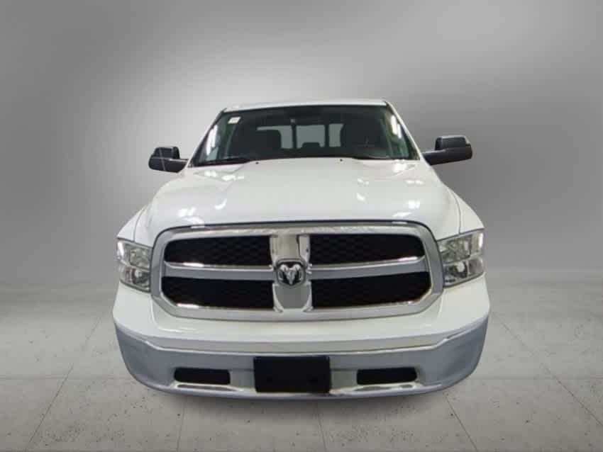 2023 Ram 1500 Classic SLT photo 3
