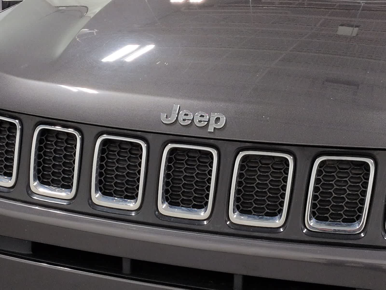 Thumbnail: 2020 Jeep Compass - 12
