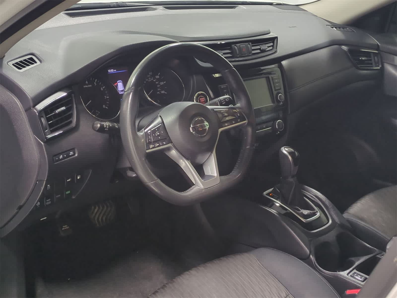 Thumbnail: 2018 Nissan Rogue - 10