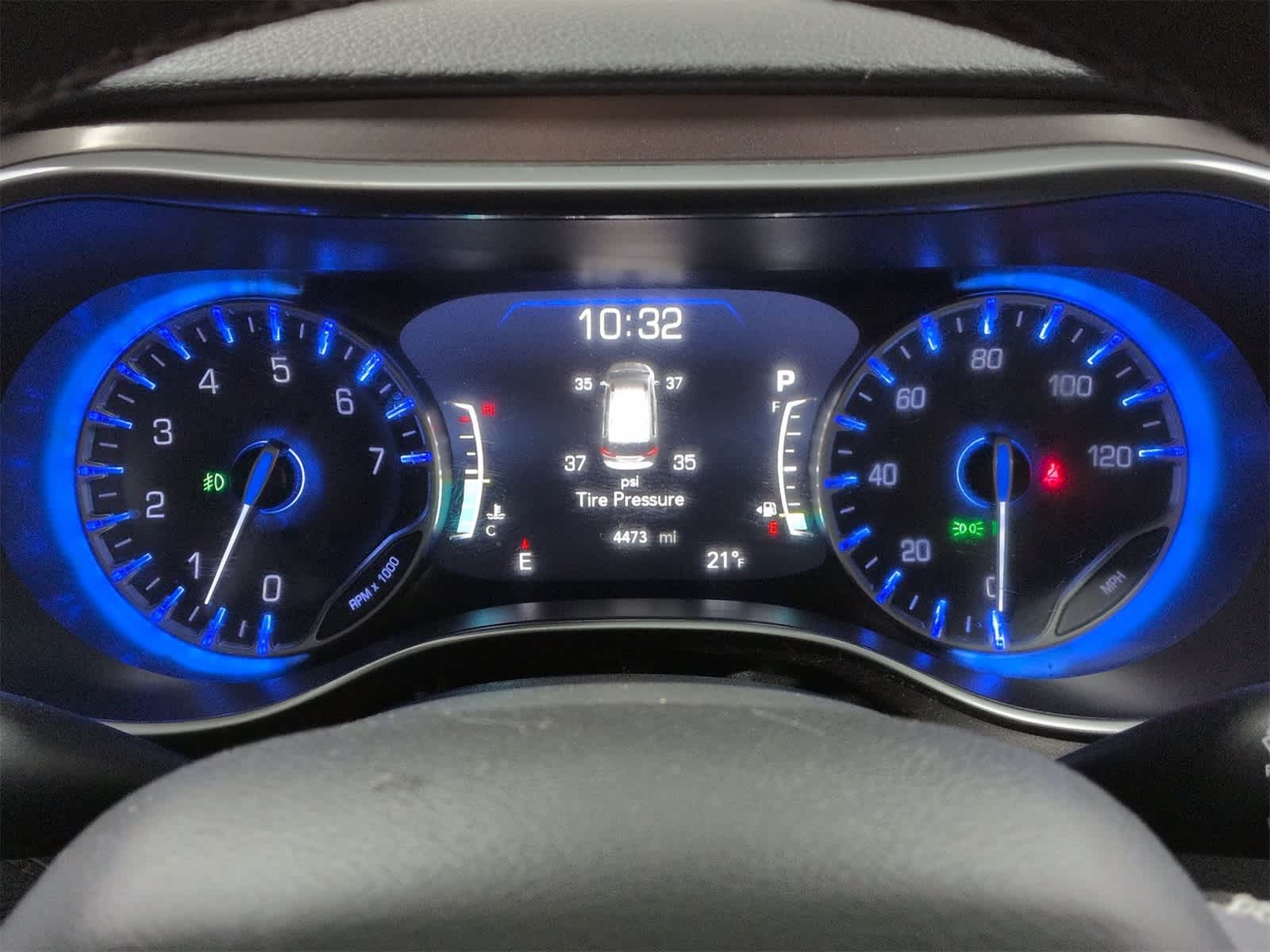 Thumbnail: 2025 Chrysler Pacifica - 35