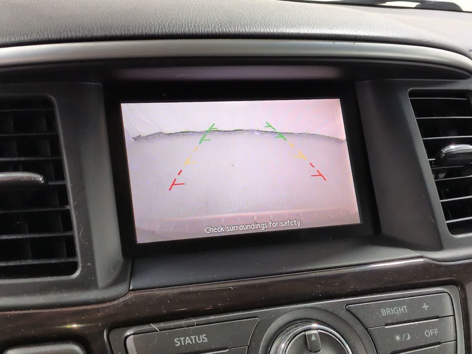 Thumbnail: 2014 Nissan Pathfinder - 30