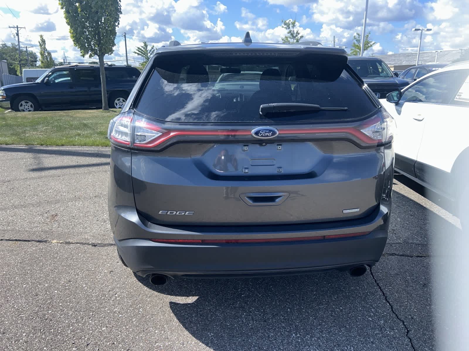 Thumbnail: 2016 Ford Edge - 3