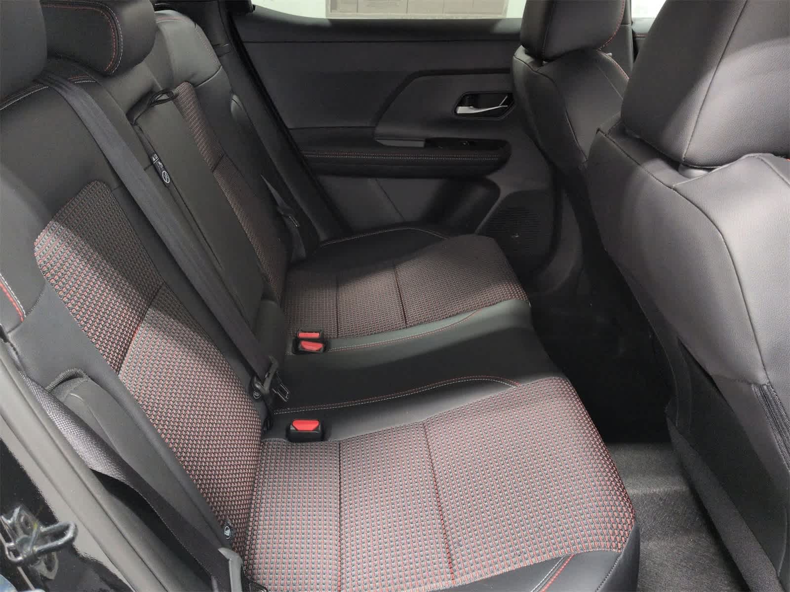 Thumbnail: 2025 Nissan Kicks - 21