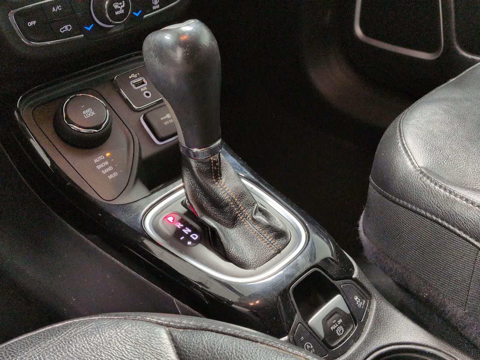Thumbnail: 2020 Jeep Compass - 31