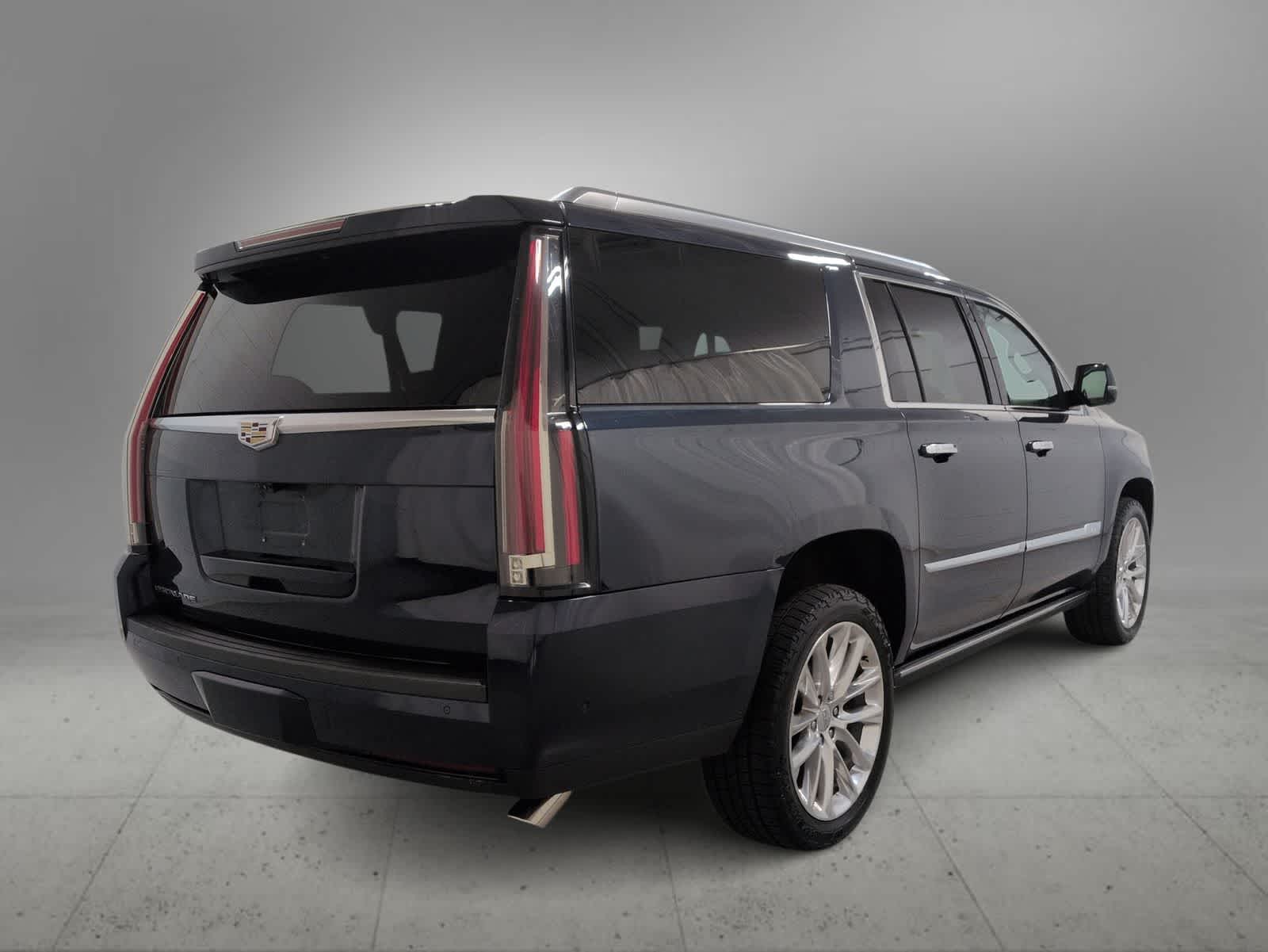 Thumbnail: 2019 Cadillac Escalade - 8