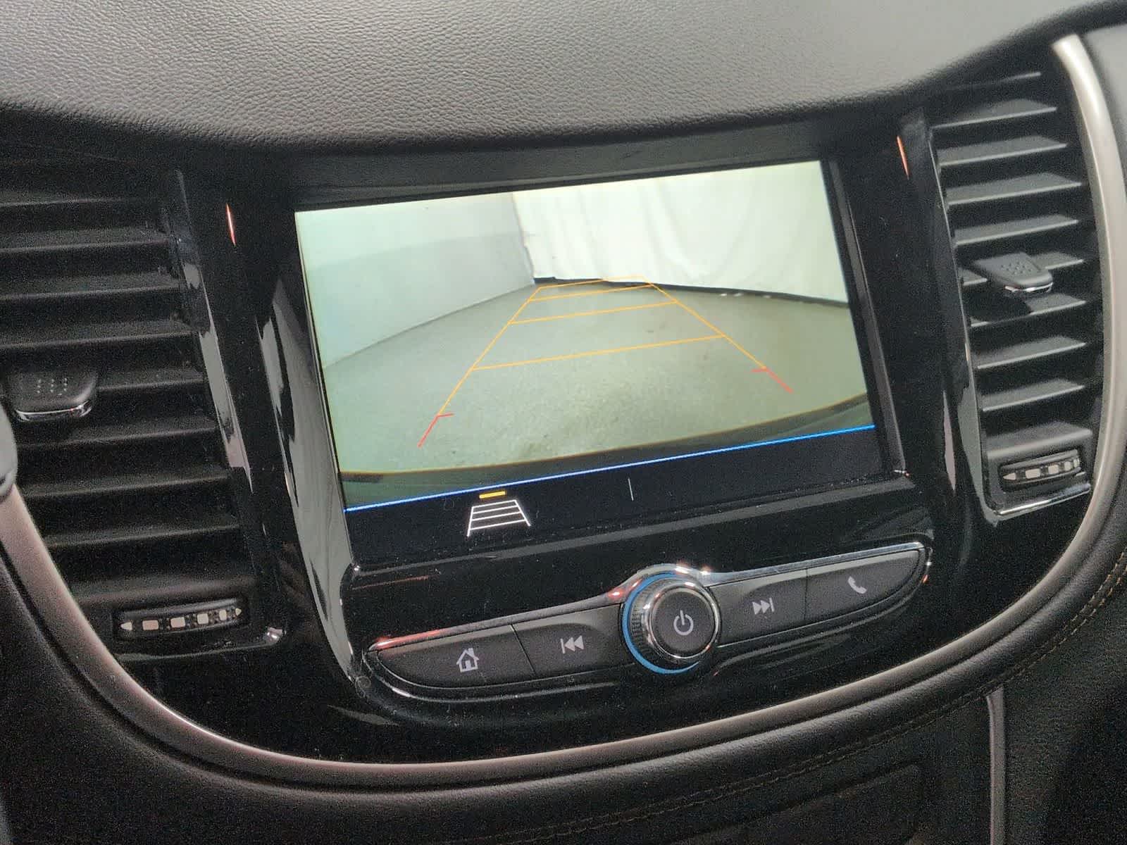 Thumbnail: 2019 Chevrolet Trax - 35