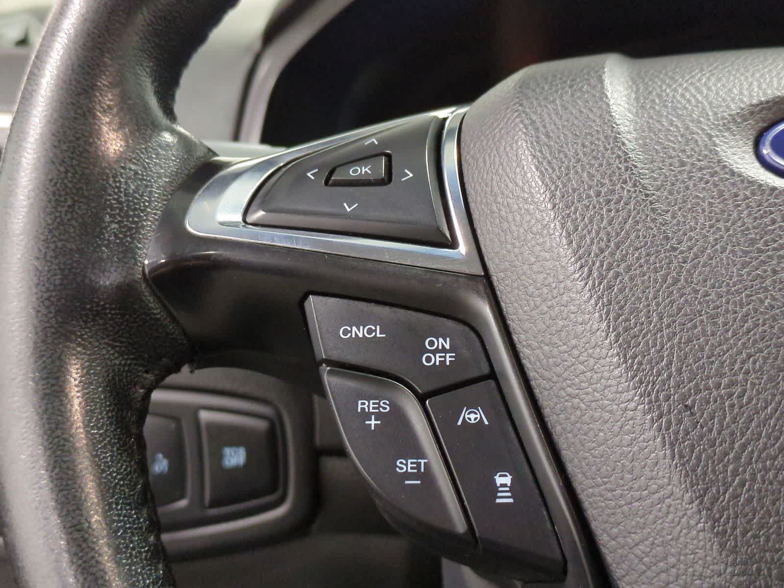 Thumbnail: 2022 Ford Edge - 23