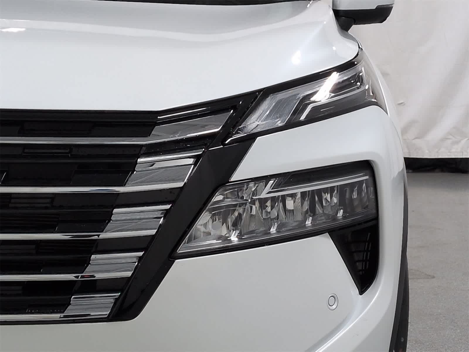 Thumbnail: 2026 Nissan Rogue - 11